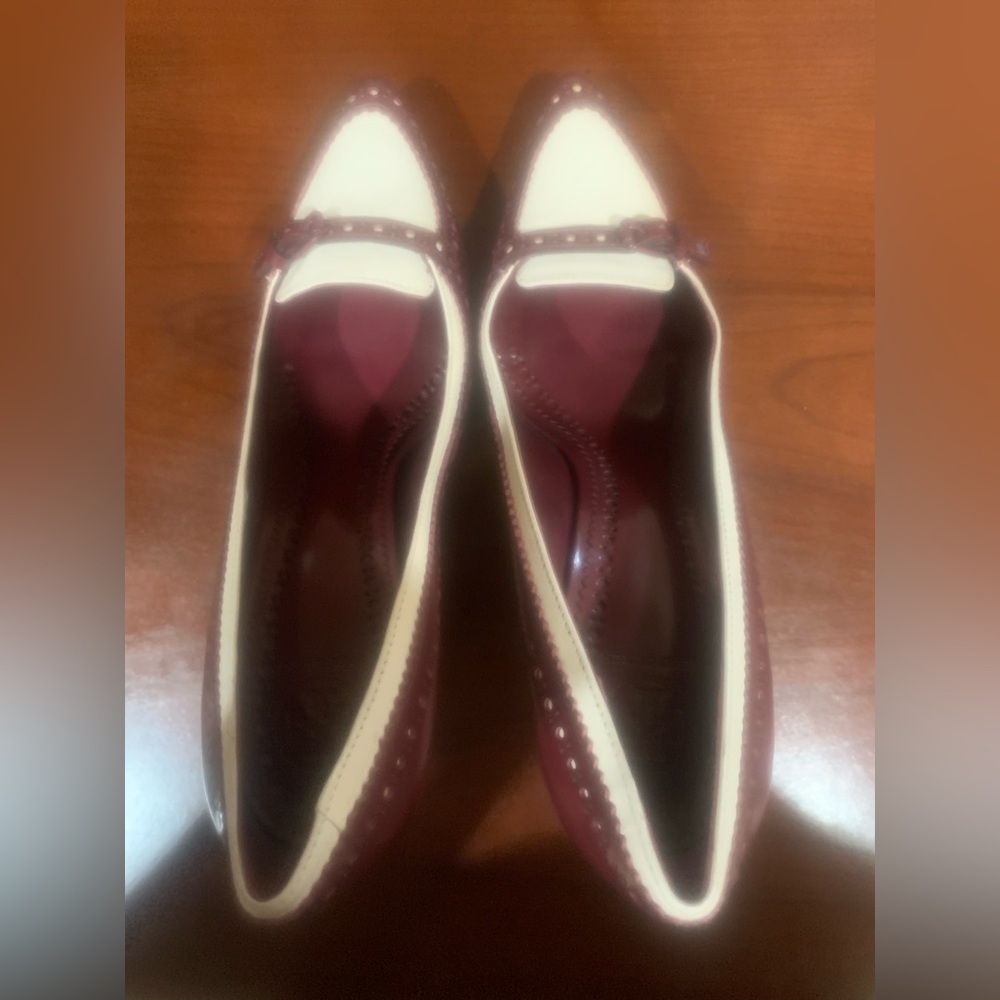 New Tory Burch Burgundy and White Heels. Size 9